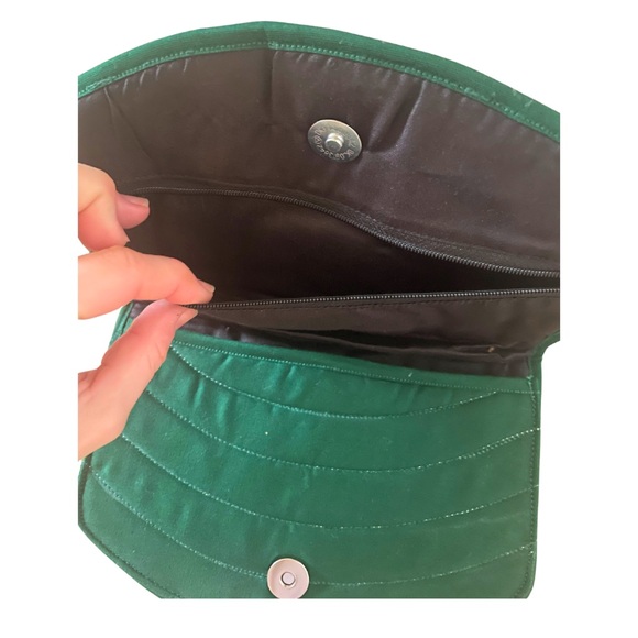 Handcrafted Banjara Embroidered Clutch with Mirrors & Beads - Green - Picture 5 of 5